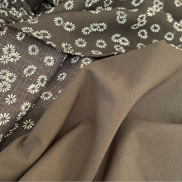 Yakira Bella Emily Smocked Waist Dress Ditsy Floral Modest Black and White XL - Picture 8 of 13